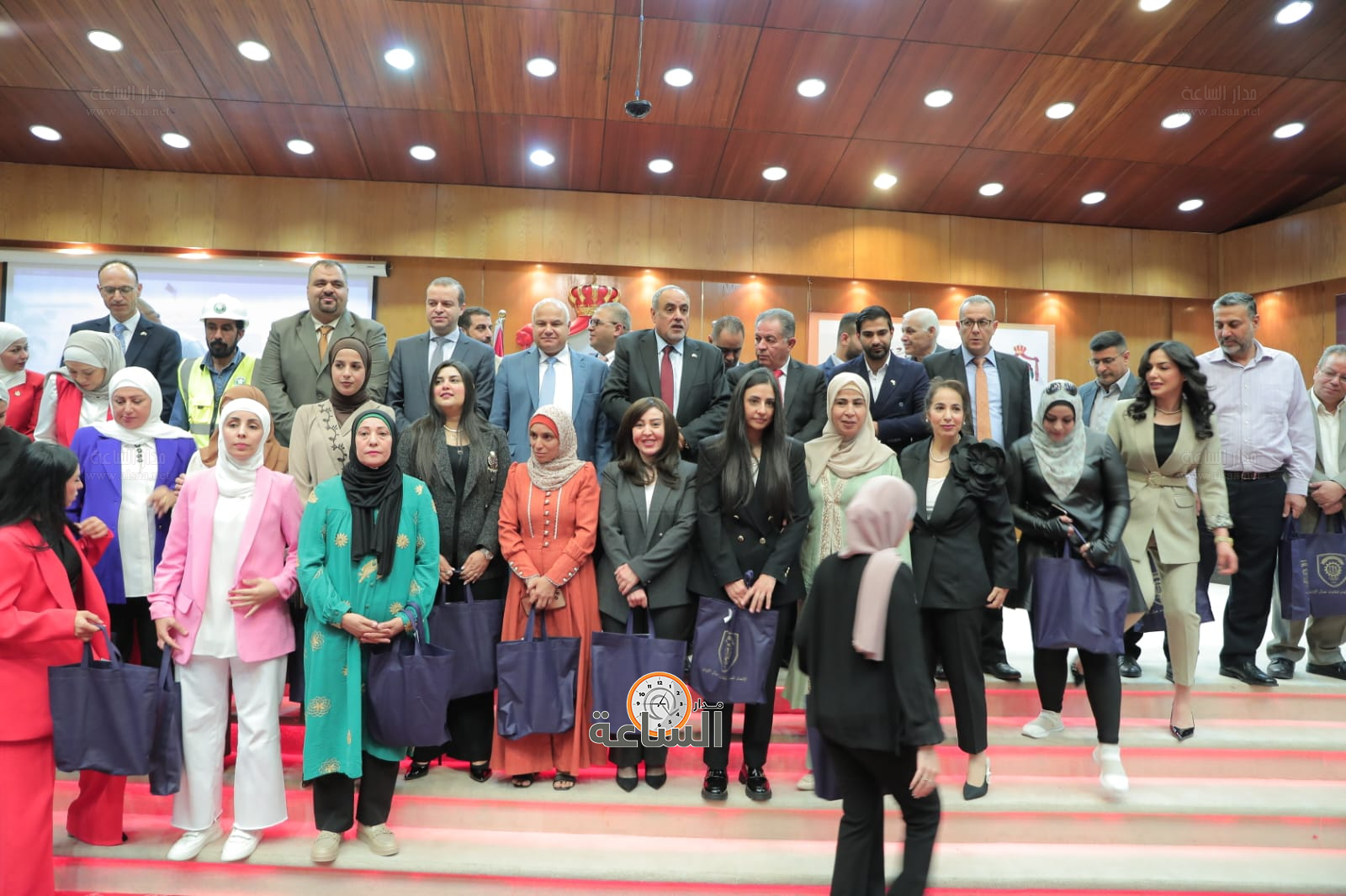 Madar Al-Saa Images 0.2979377363082101