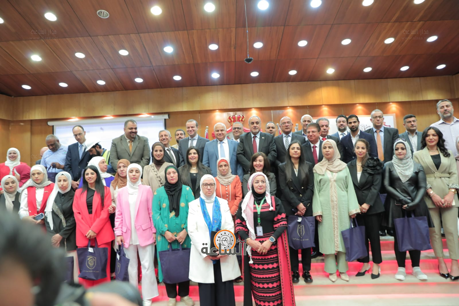 Madar Al-Saa Images 0.5532967438555277