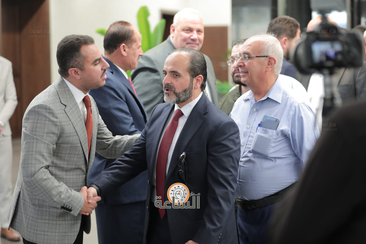 Madar Al-Saa Images 0.6836869437156375