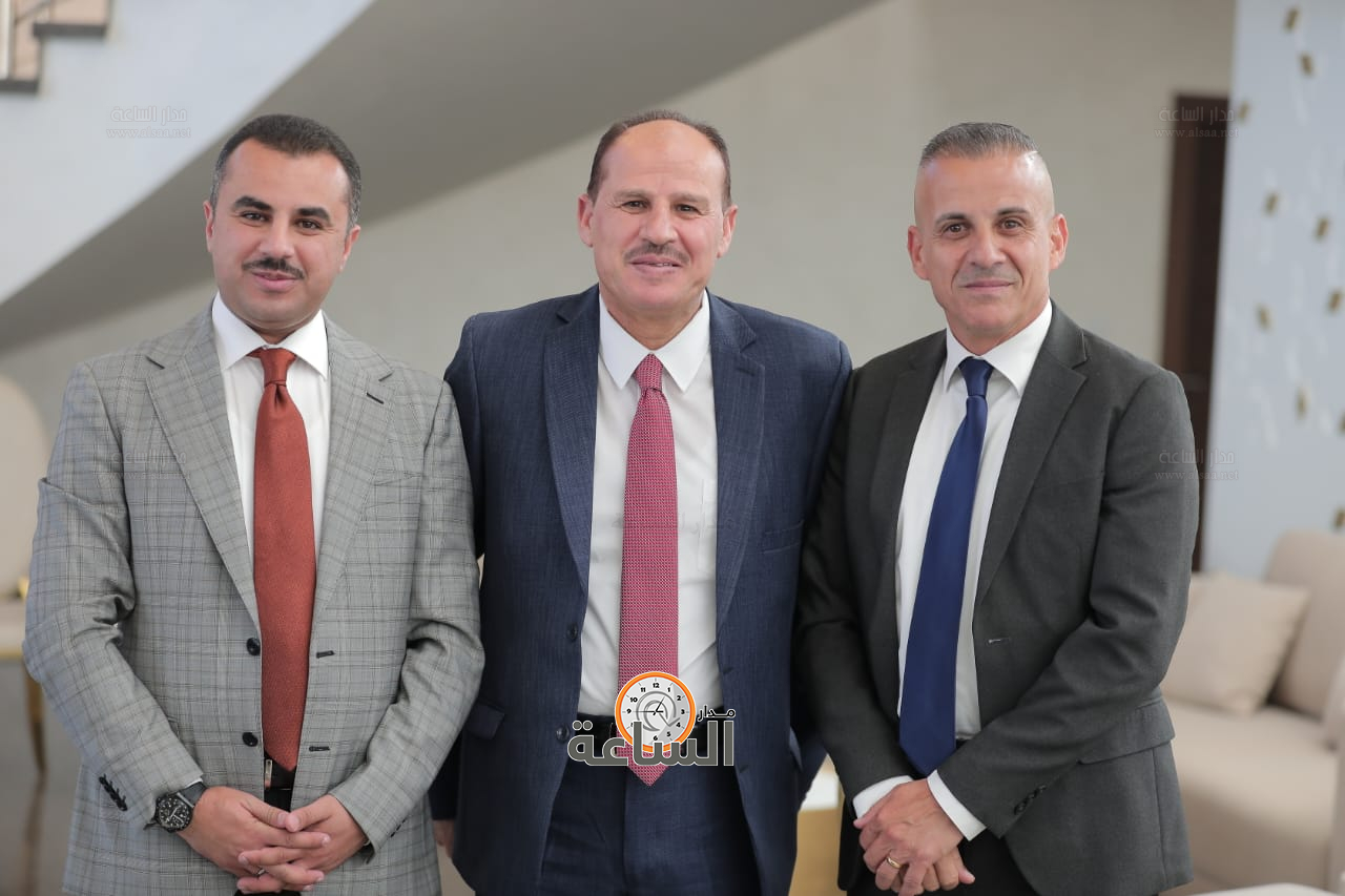 Madar Al-Saa Images 0.6814622821389839