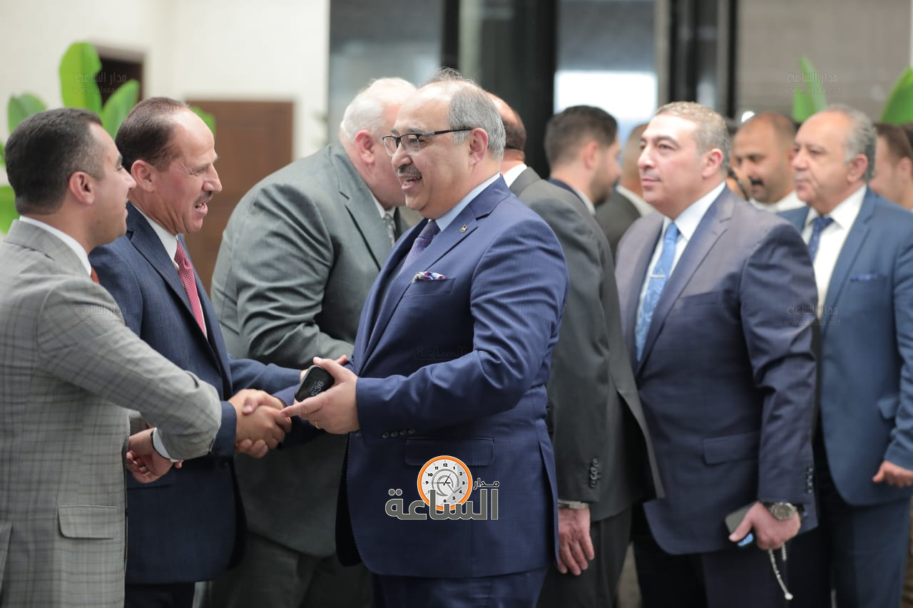 Madar Al-Saa Images 0.9634122685571683