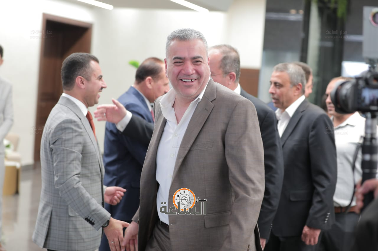 Madar Al-Saa Images 0.12620316571210355