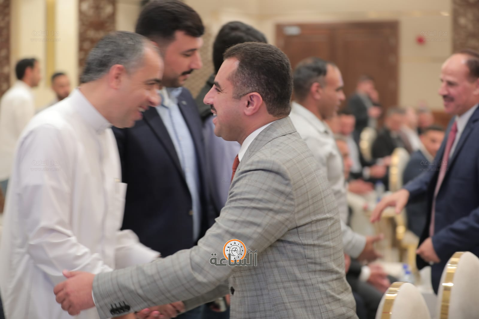 Madar Al-Saa Images 0.6102769471439049