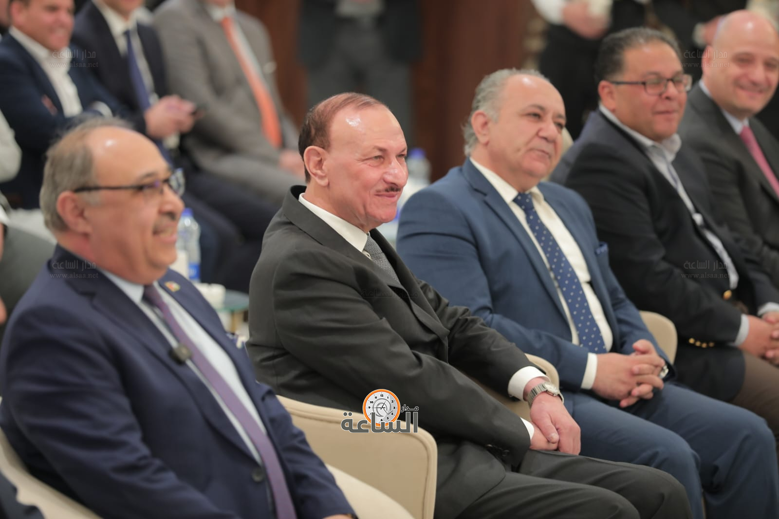 Madar Al-Saa Images 0.9875529307445176