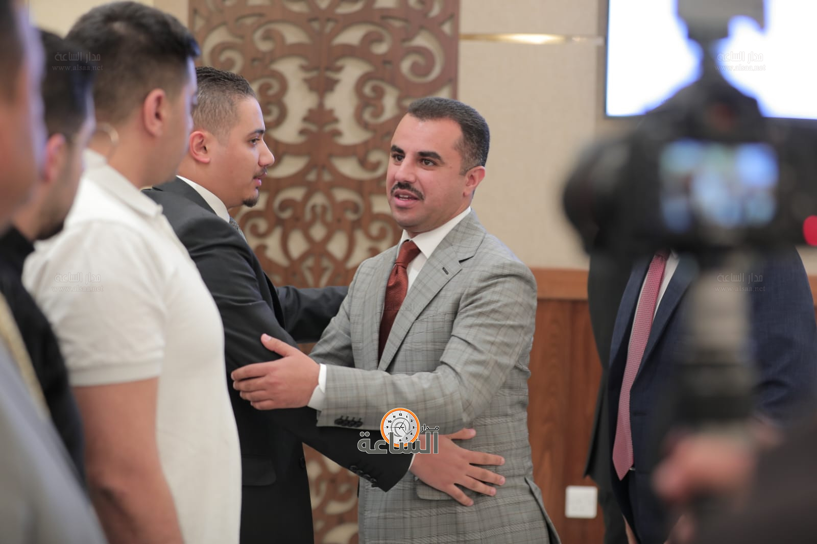 Madar Al-Saa Images 0.5834986524070176