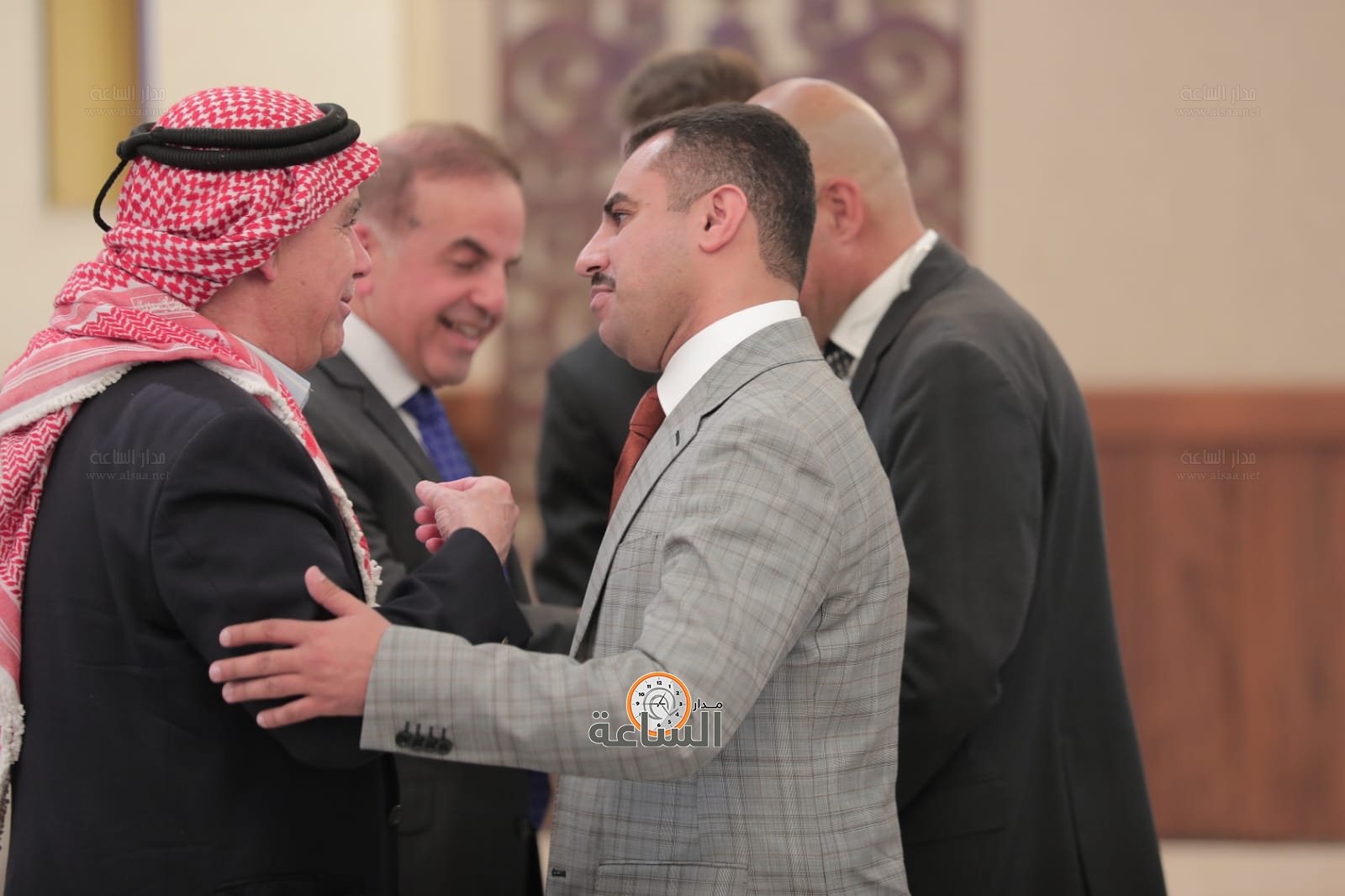 Madar Al-Saa Images 0.6552905599392724