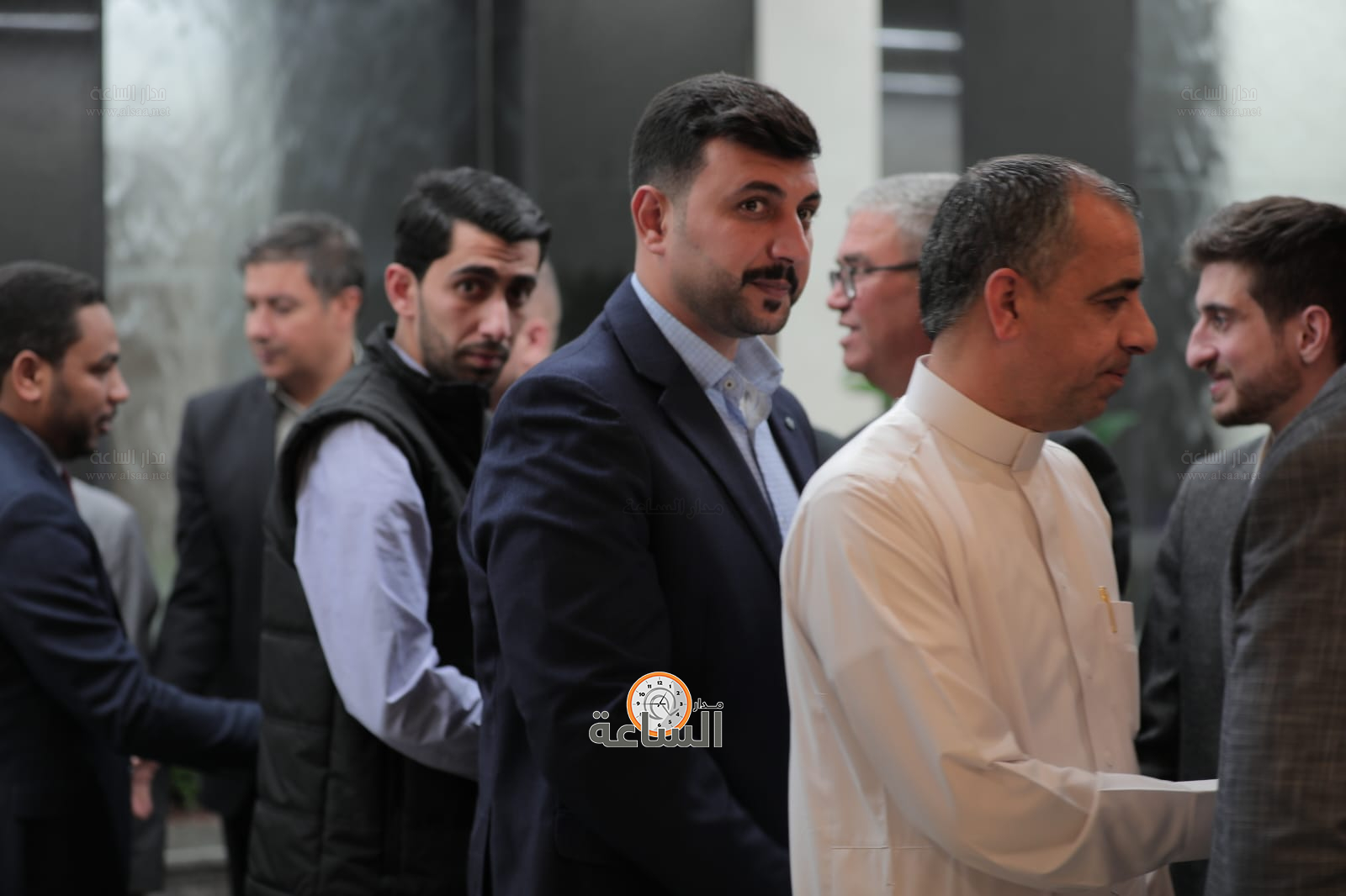 Madar Al-Saa Images 0.9499365238063393