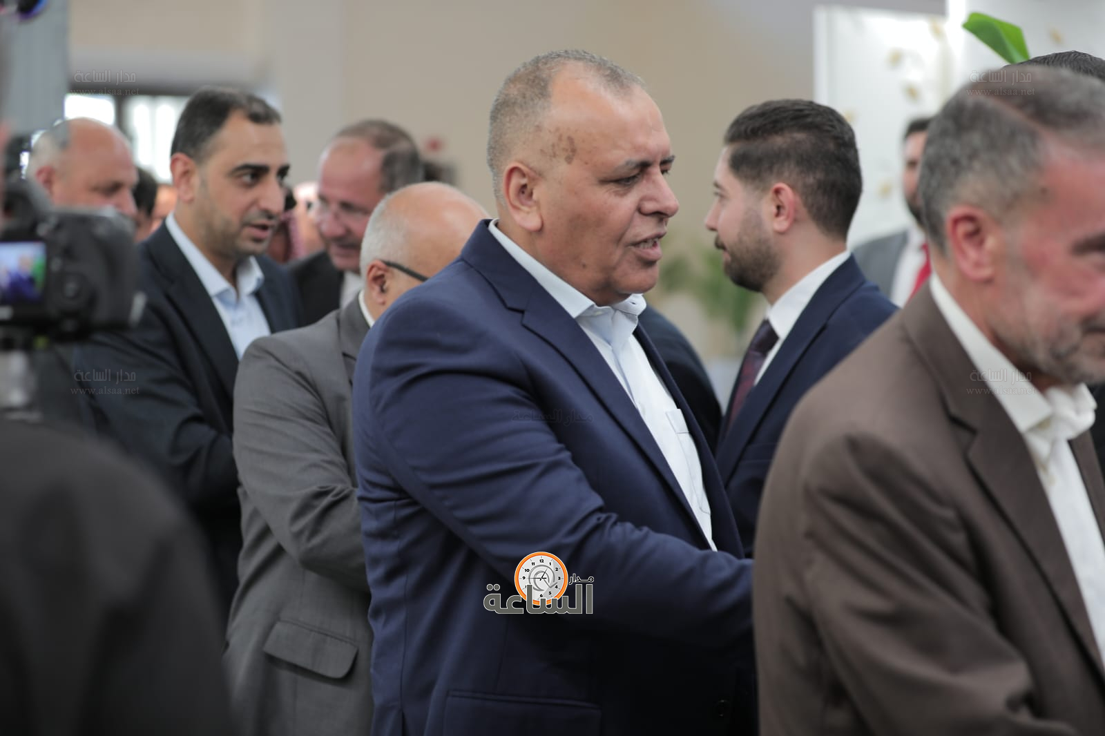 Madar Al-Saa Images 0.7845030972763091