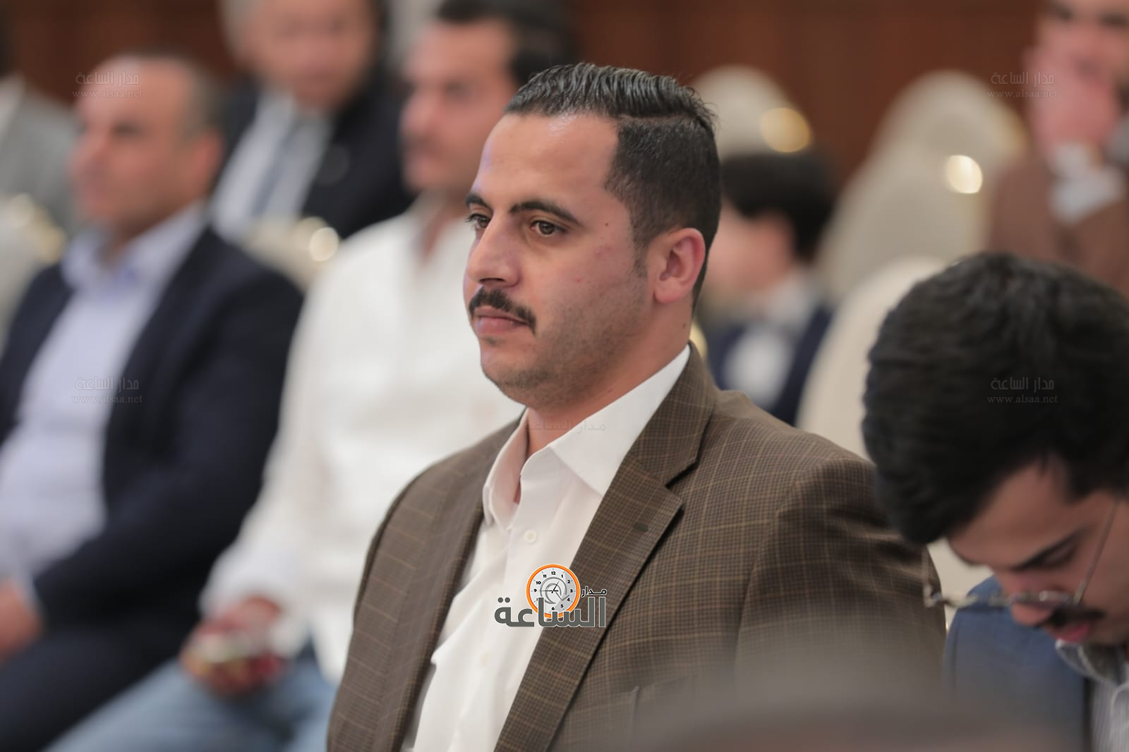 Madar Al-Saa Images 0.017687419462393494