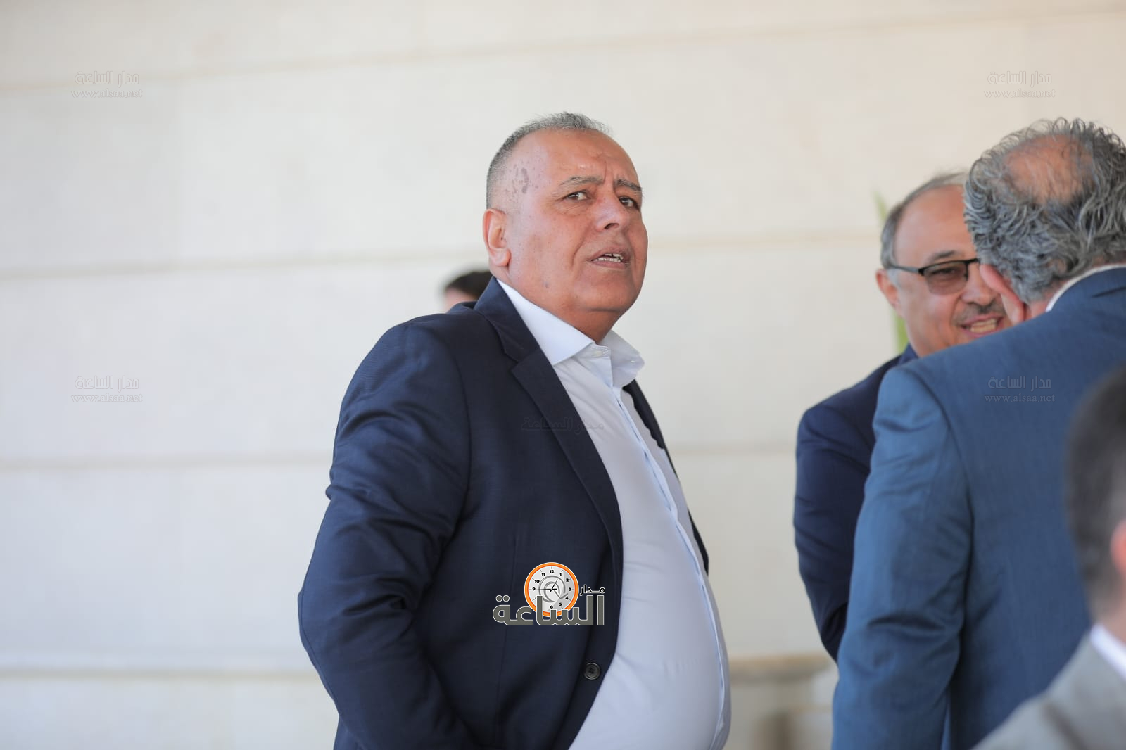 Madar Al-Saa Images 0.4346285702259215