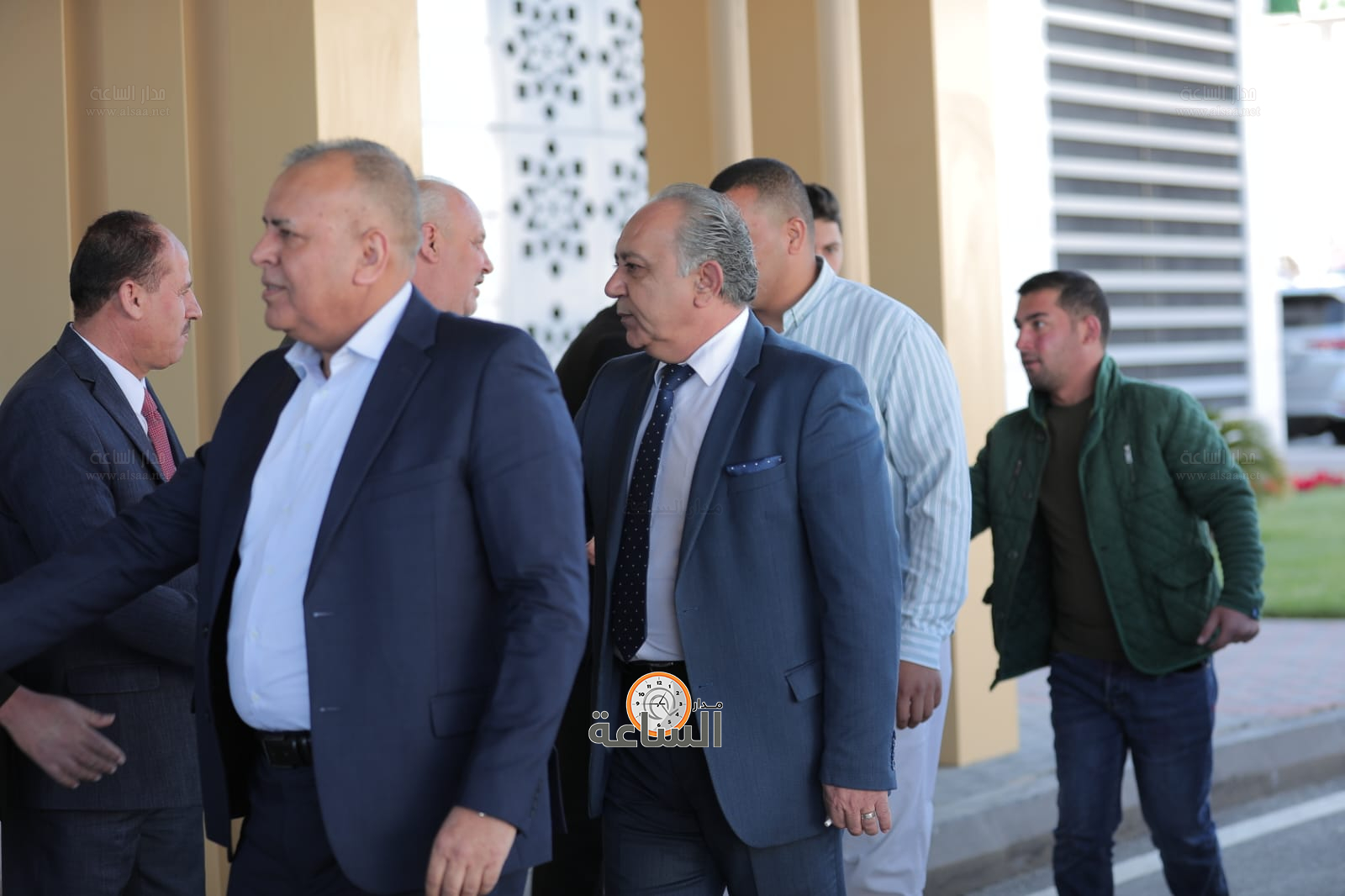 Madar Al-Saa Images 0.5529001410581154