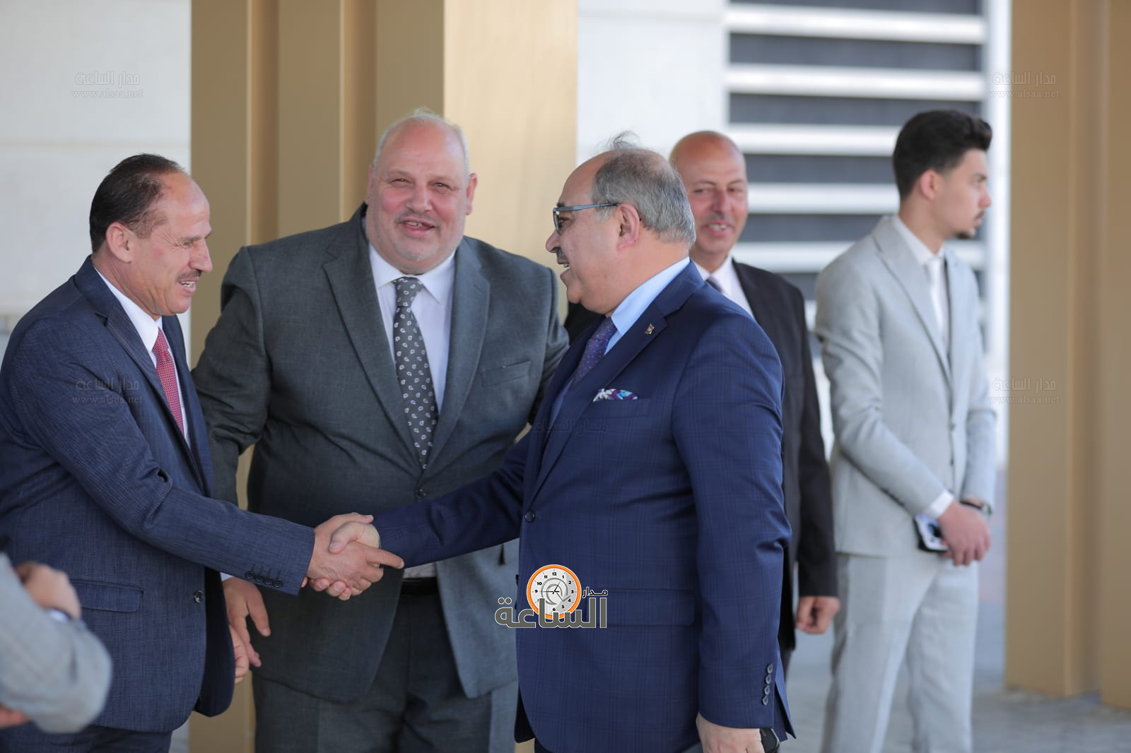 Madar Al-Saa Images 0.1689262286865708