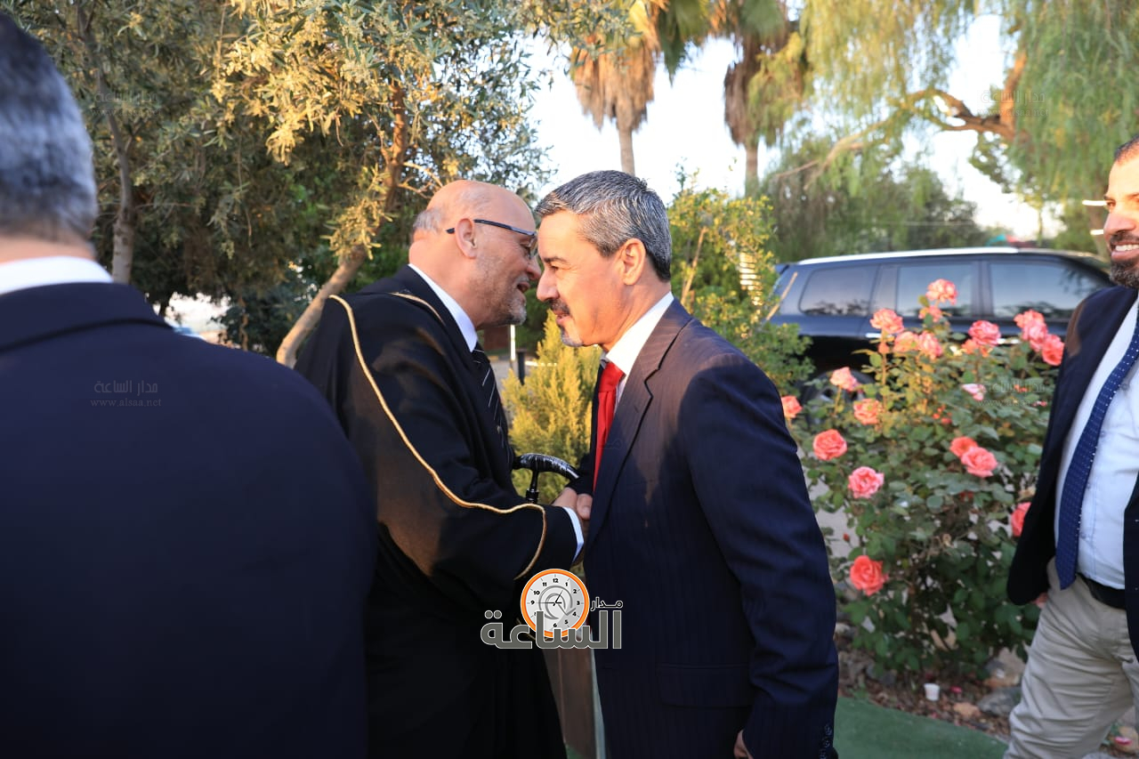 Madar Al-Saa Images 0.04529974637008194