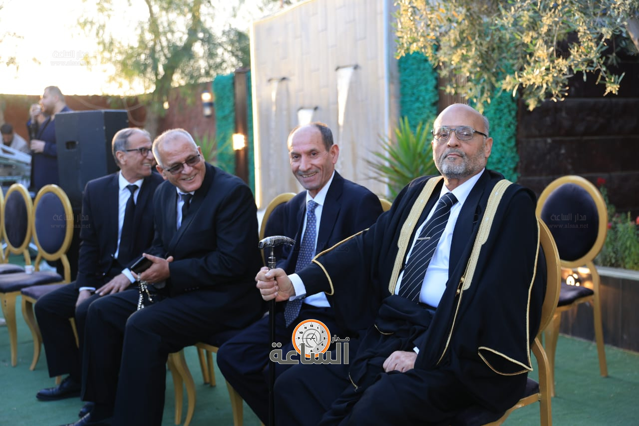 Madar Al-Saa Images 0.3814610724615143