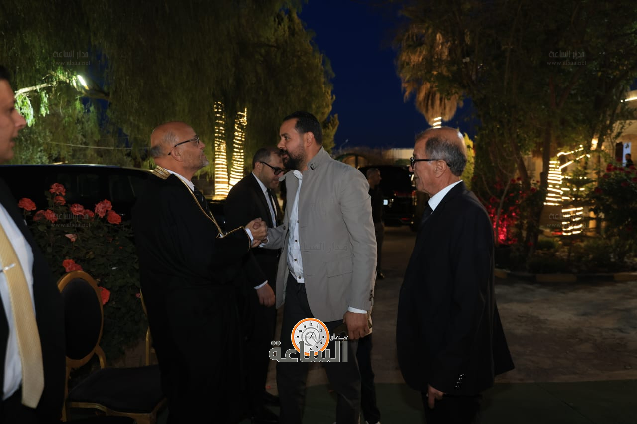 Madar Al-Saa Images 0.19944025874763738