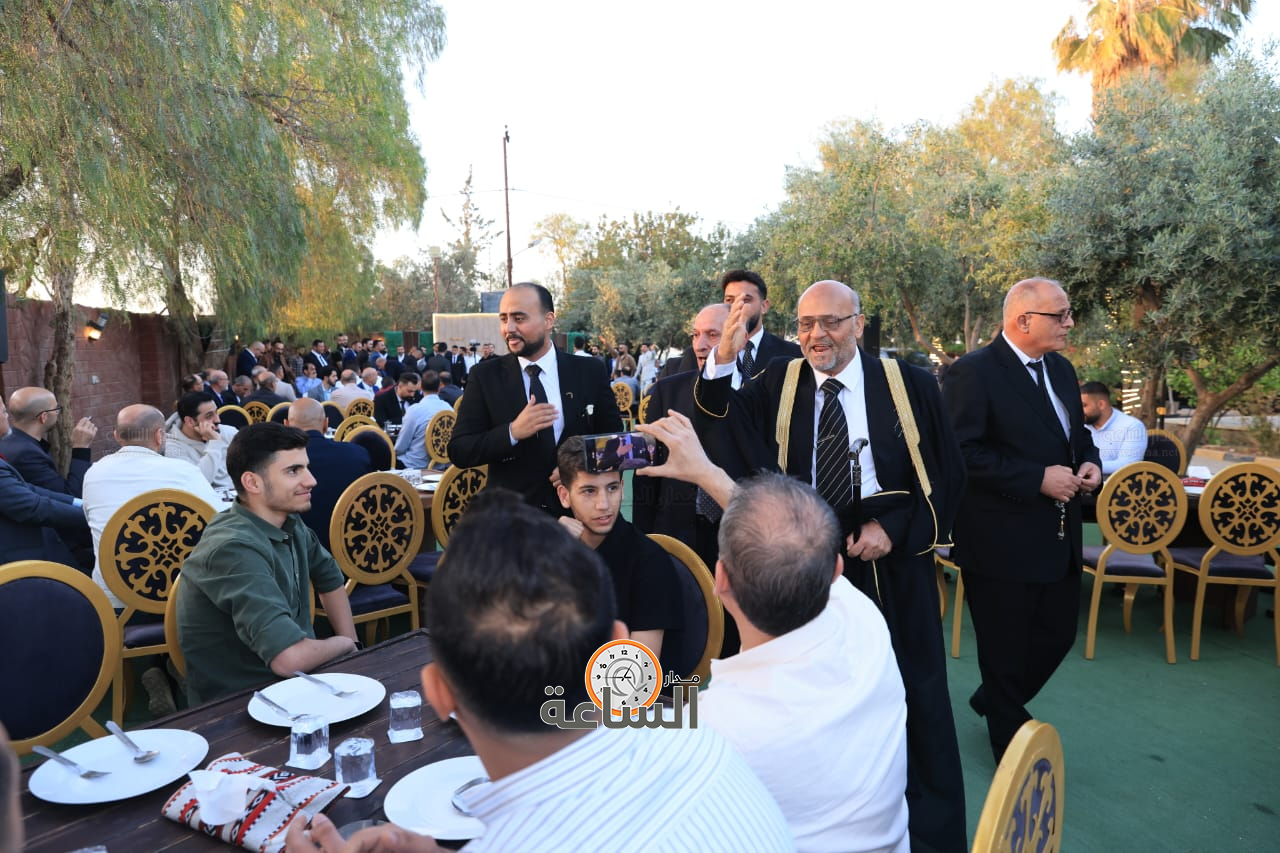 Madar Al-Saa Images 0.9549546121479381