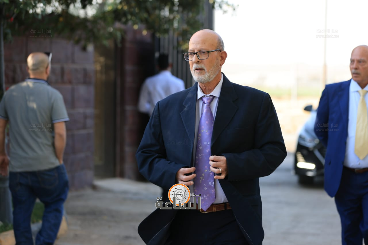 Madar Al-Saa Images 0.4500465677682842