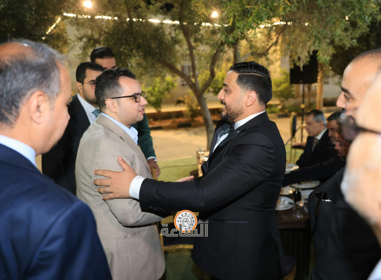 Madar Al-Saa Images 0.05715003587541767