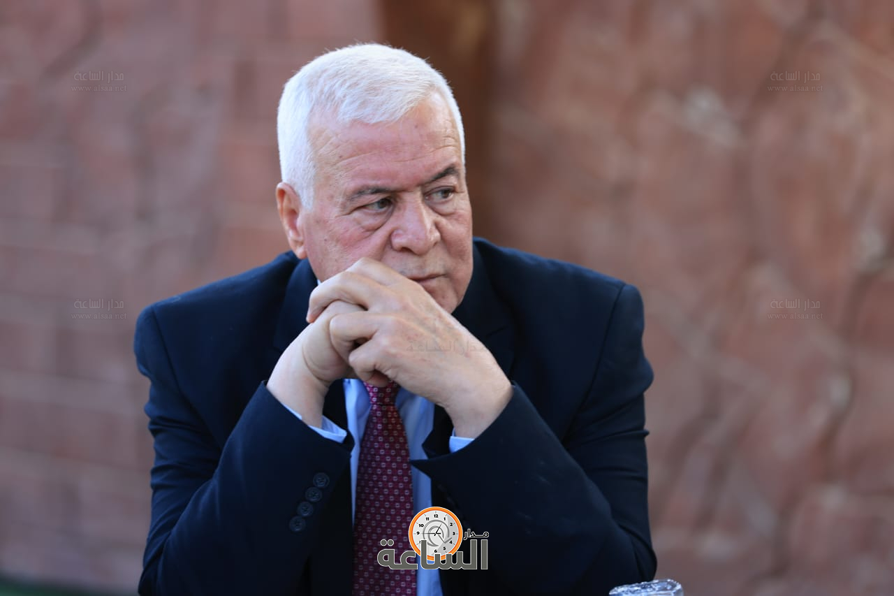 Madar Al-Saa Images 0.32487584534587577