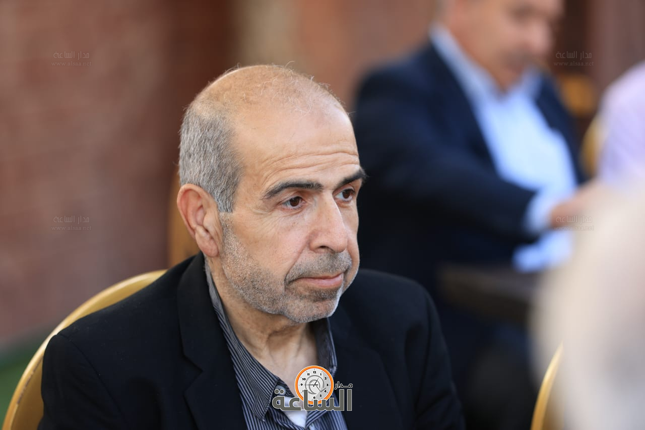 Madar Al-Saa Images 0.7547659254529325