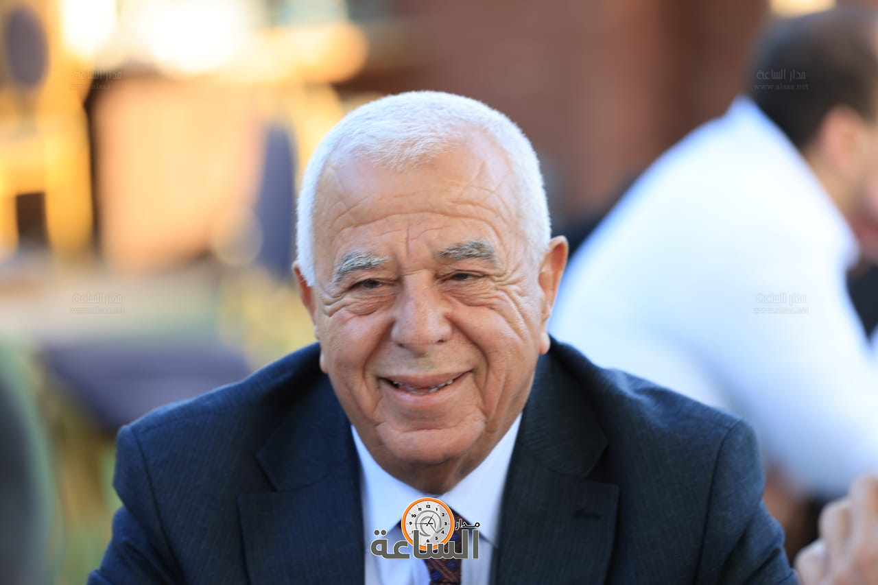 Madar Al-Saa Images 0.23854108709576627