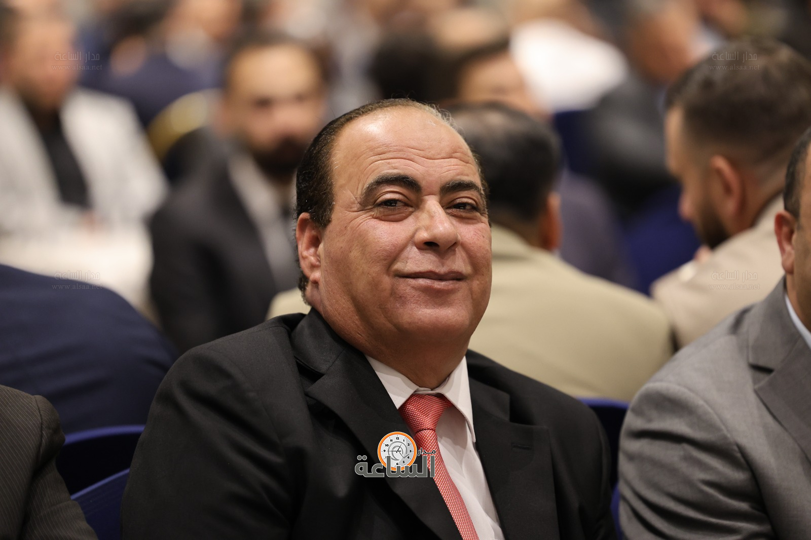 Madar Al-Saa Images 0.653347873375074