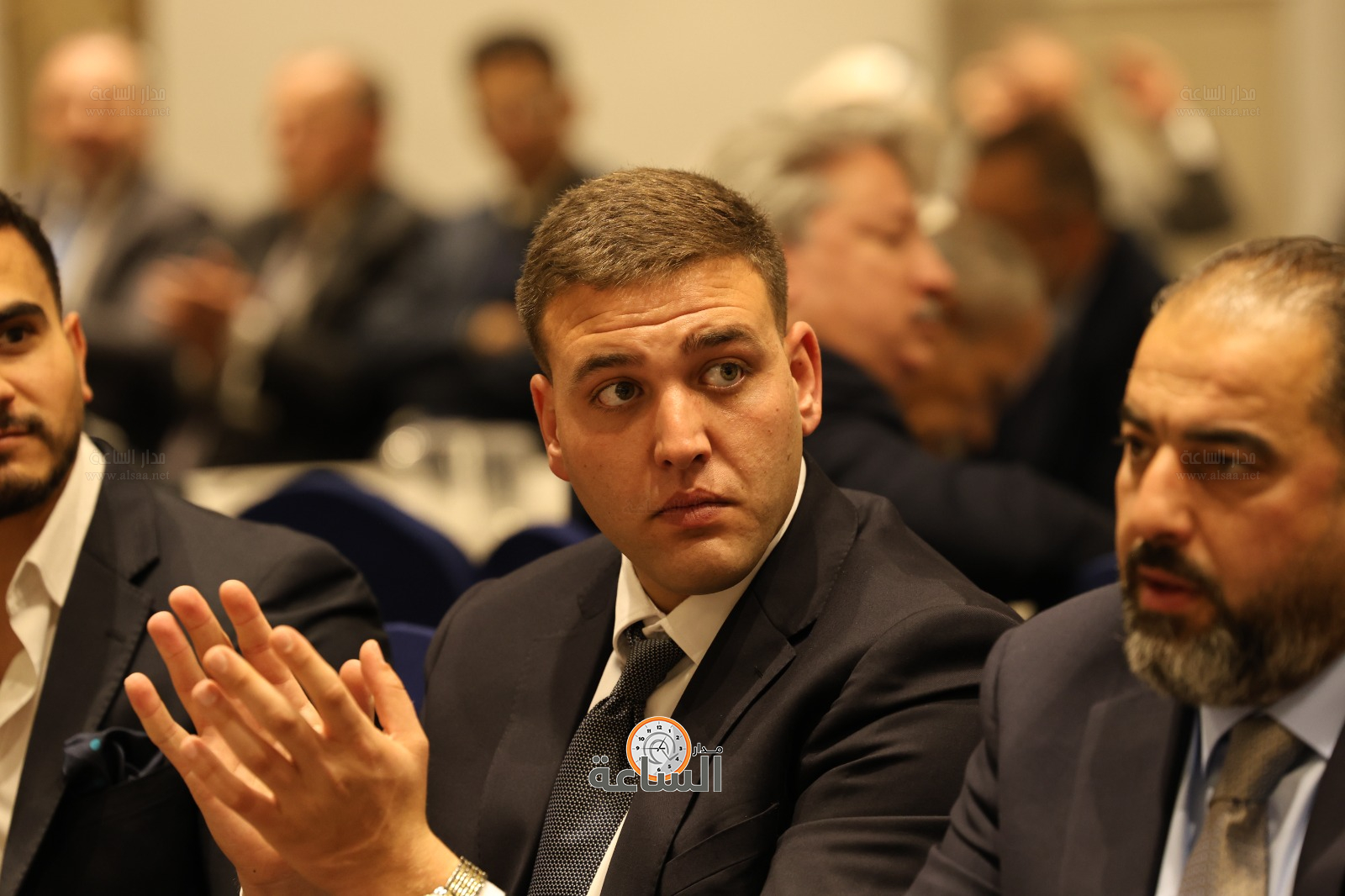 Madar Al-Saa Images 0.8771605410703102