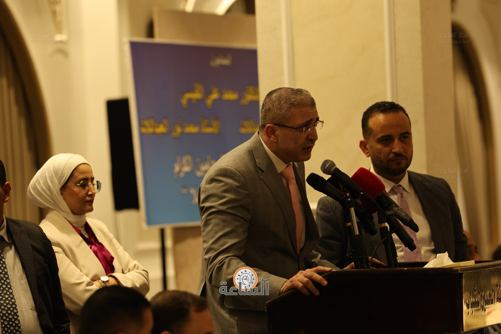 Madar Al-Saa Images 0.46154996706244034