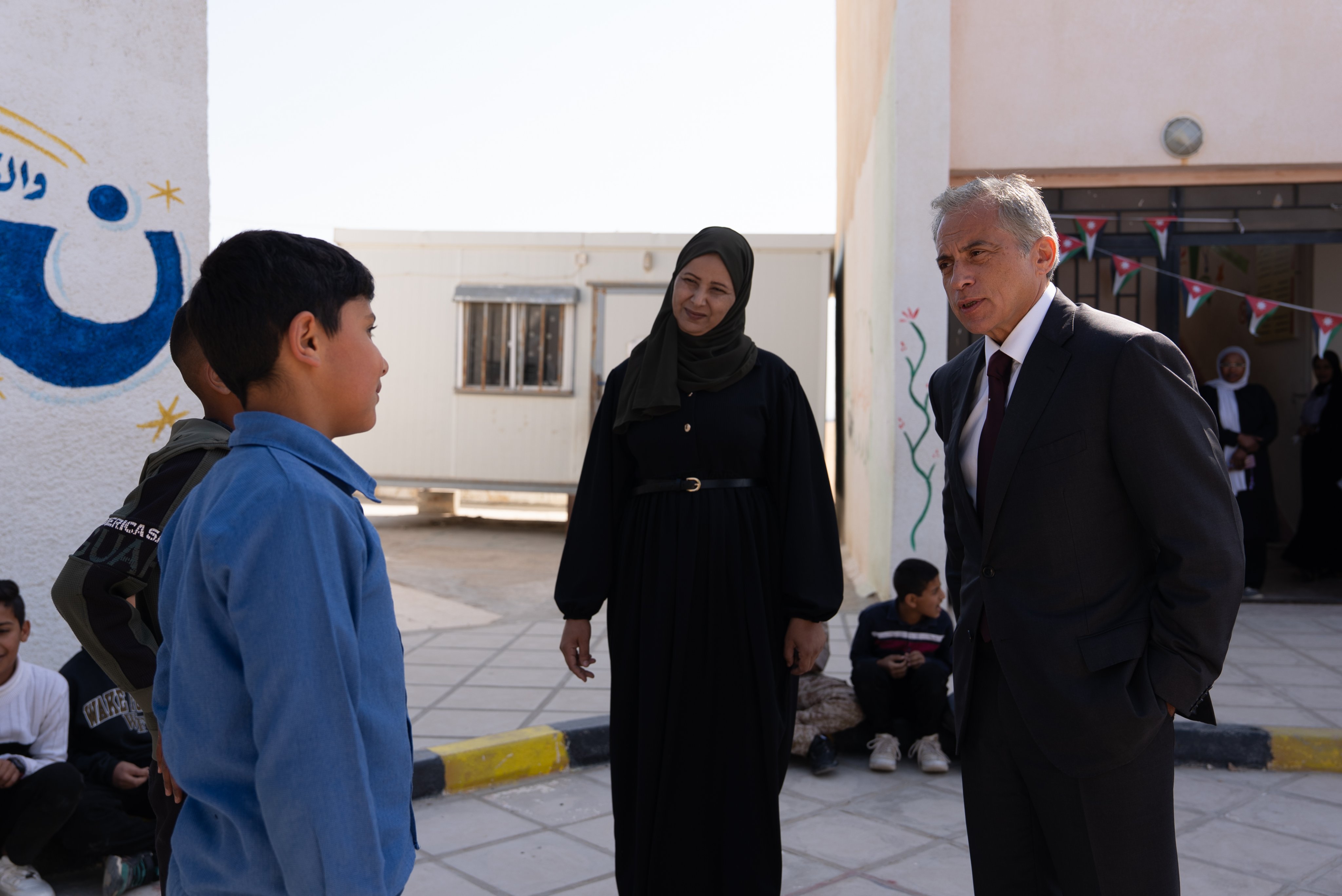 Madar Al-Saa Images 0.7505249406346209