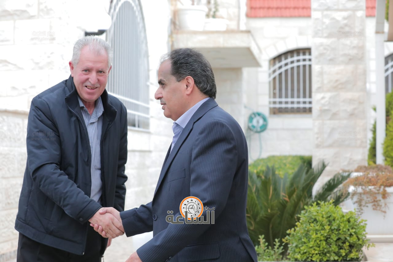 Madar Al-Saa Images 0.489548269226566