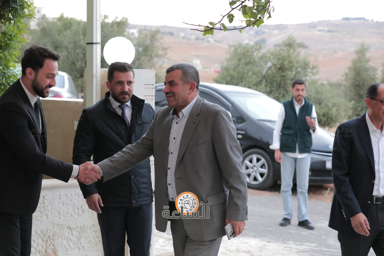 Madar Al-Saa Images 0.23225101632373724