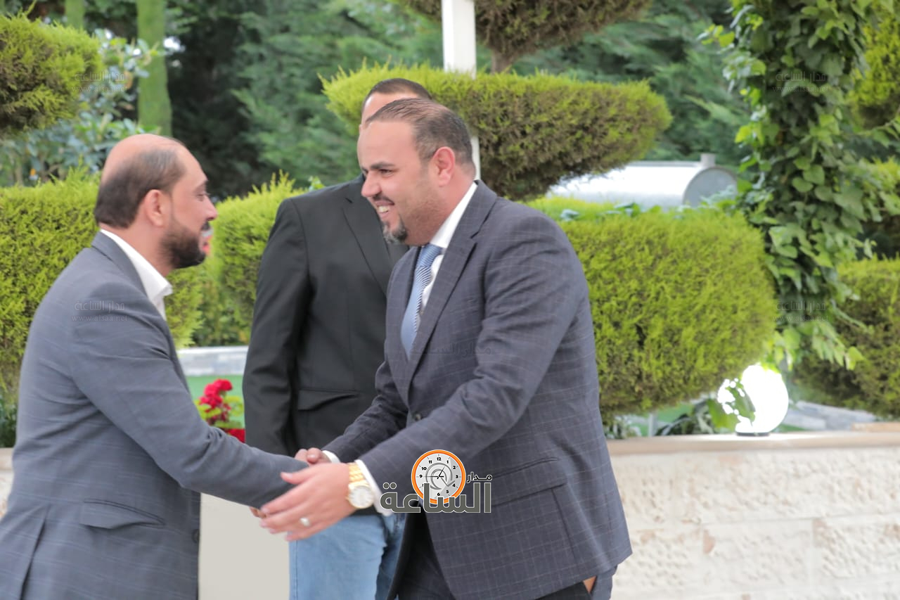 Madar Al-Saa Images 0.6994095661629981