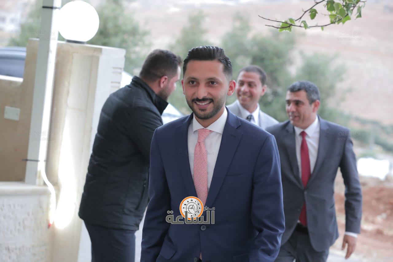 Madar Al-Saa Images 0.16156374490442915