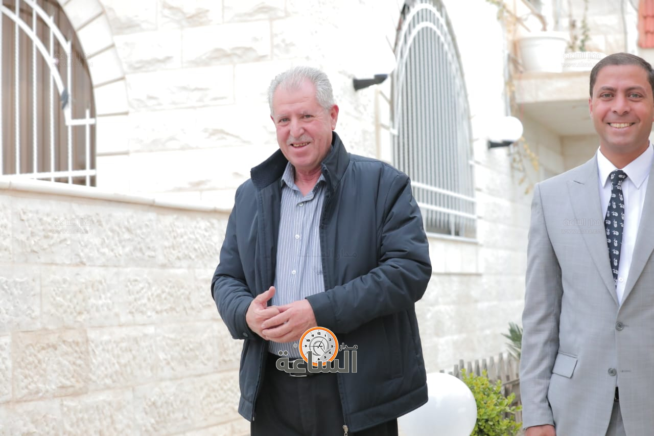 Madar Al-Saa Images 0.02786236145575538