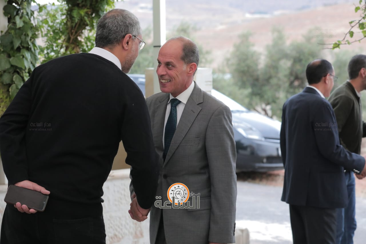 Madar Al-Saa Images 0.35160662754742766