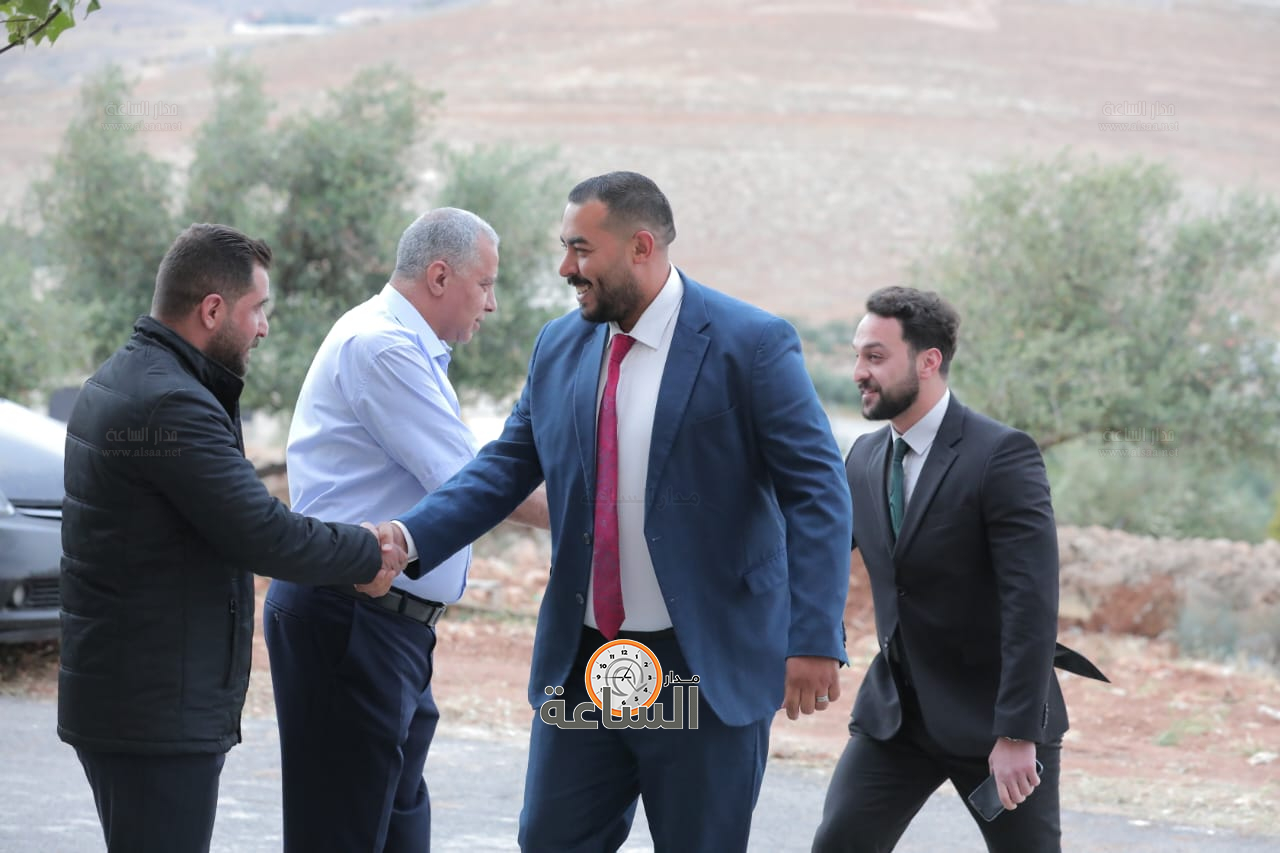 Madar Al-Saa Images 0.738140249806797