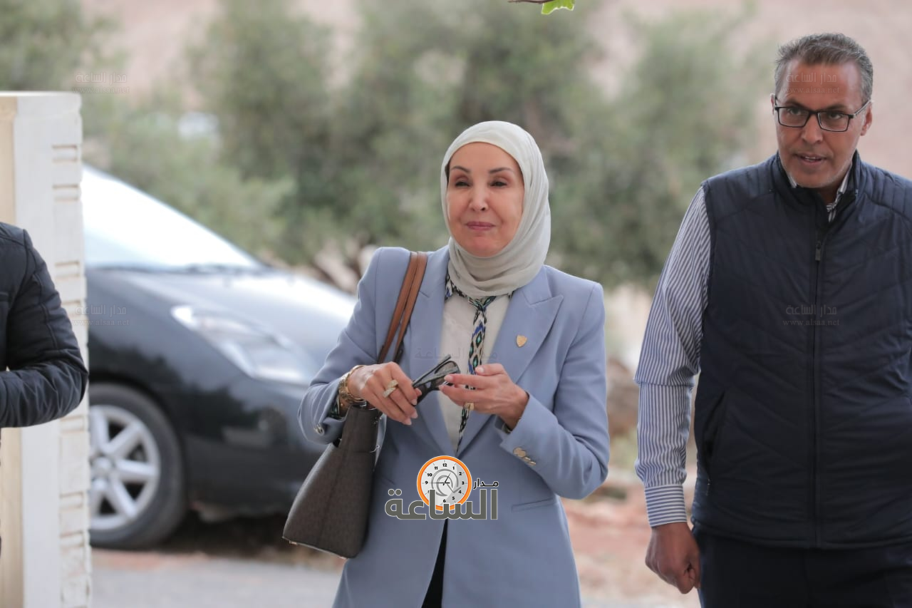 Madar Al-Saa Images 0.9264071155323782