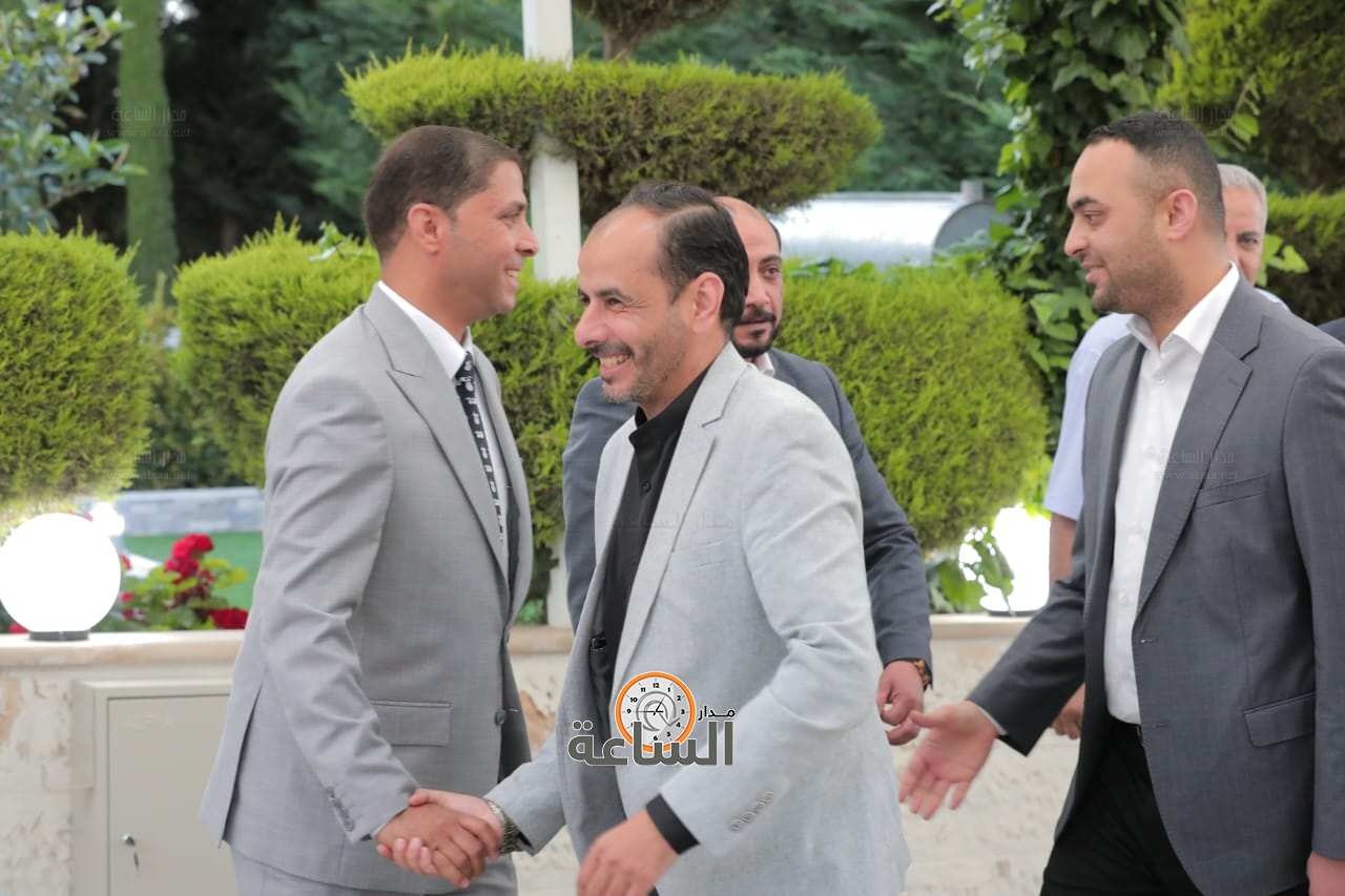 Madar Al-Saa Images 0.8880930018389828