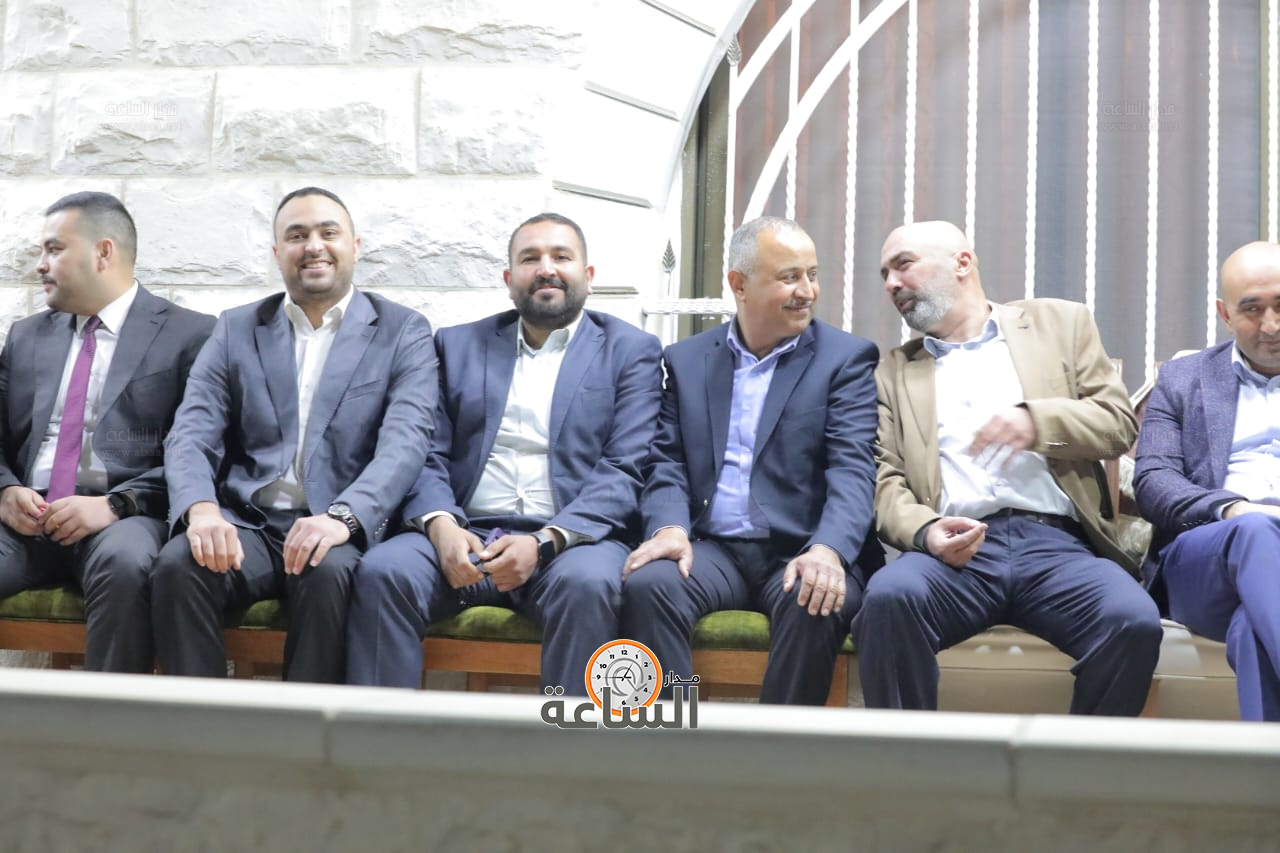 Madar Al-Saa Images 0.1793729788018027