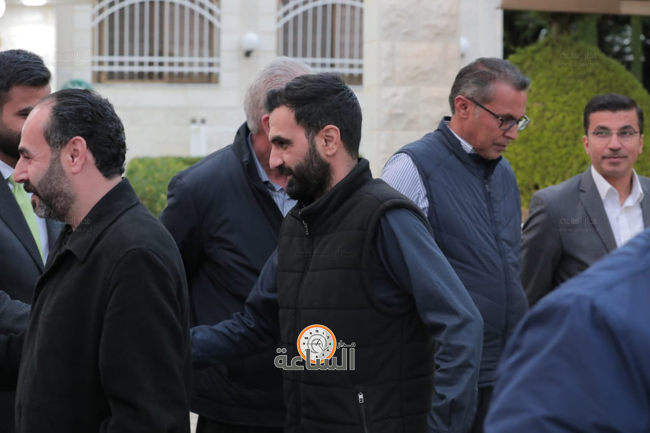 Madar Al-Saa Images 0.24115798056810867