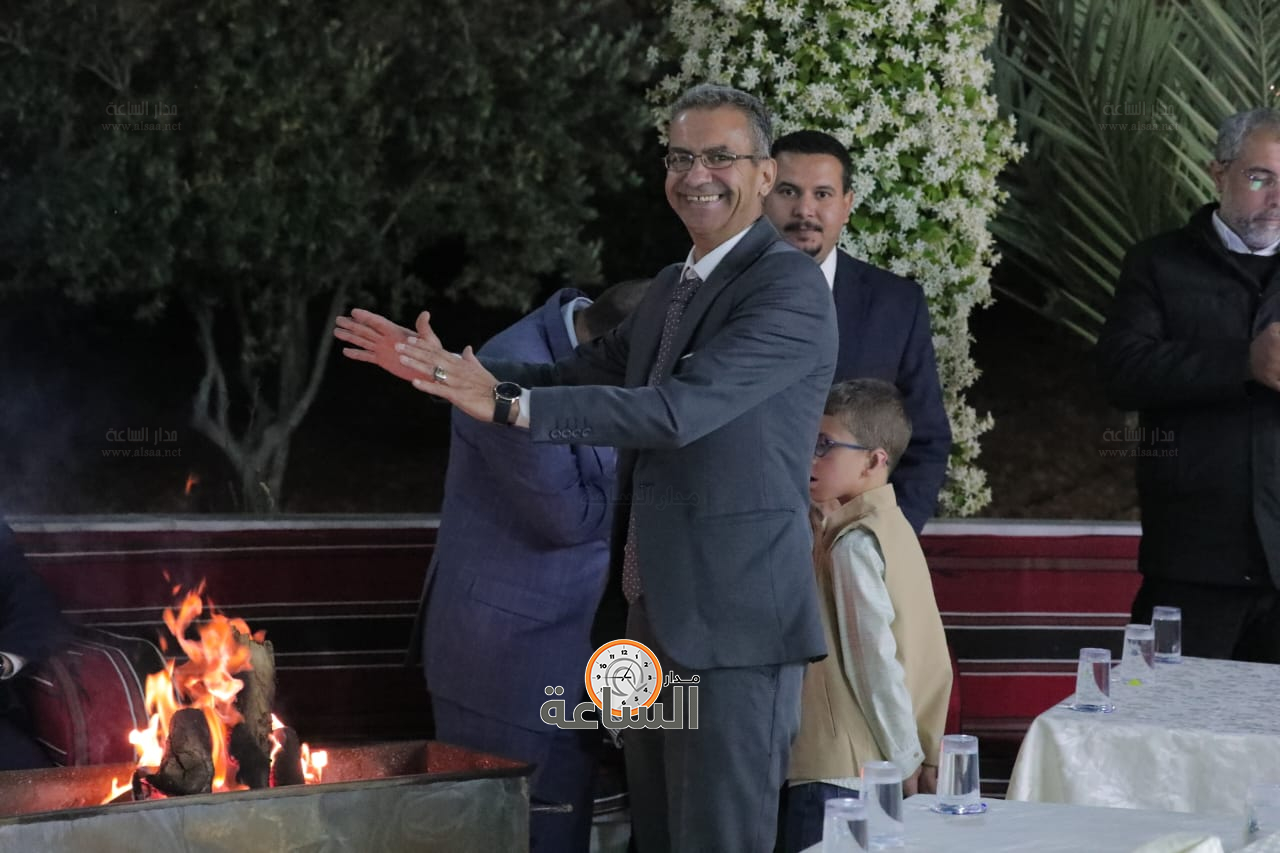 Madar Al-Saa Images 0.45348013523255826