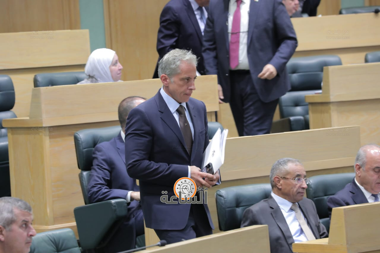 Madar Al-Saa Images 0.23505683154413404