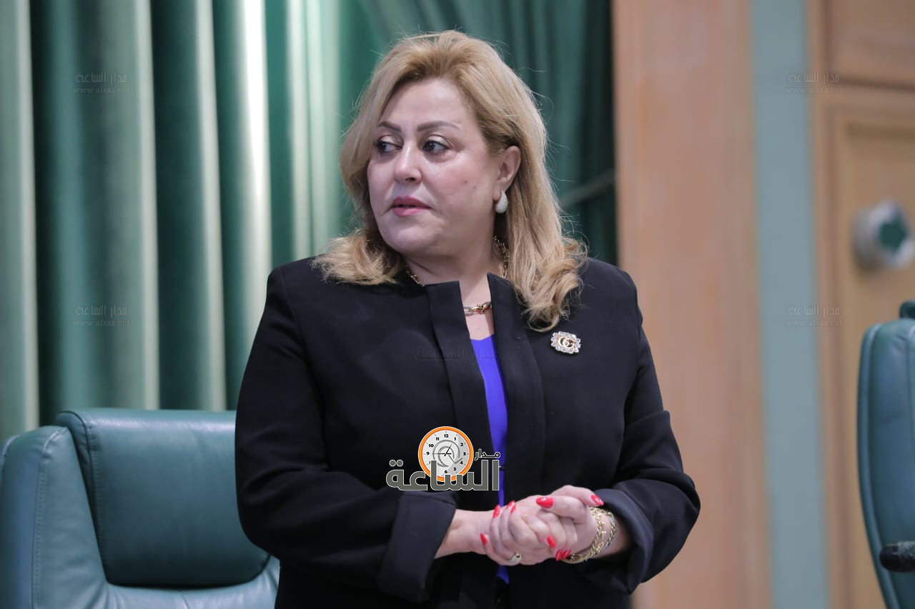 Madar Al-Saa Images 0.9397981699659481