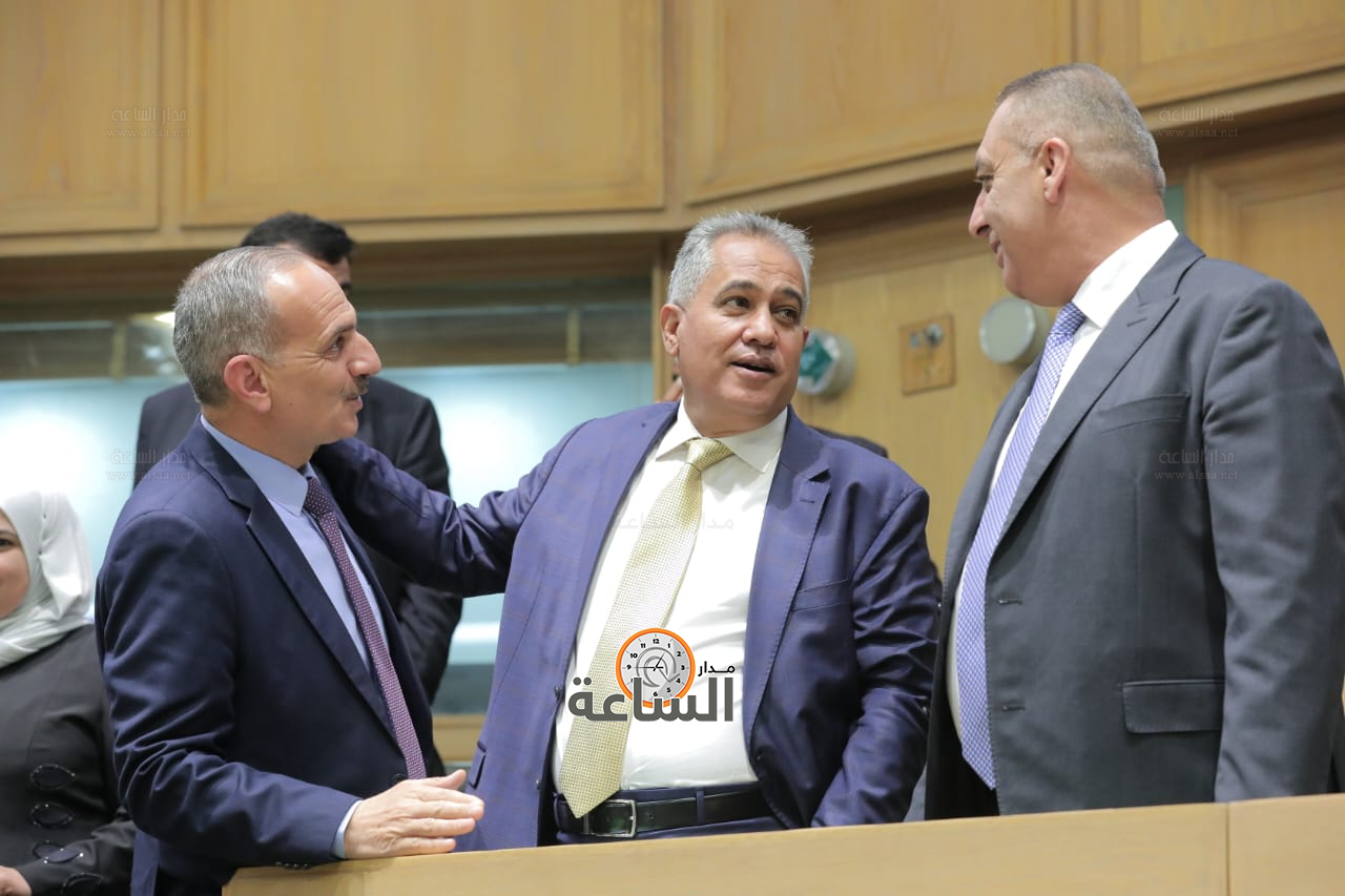 Madar Al-Saa Images 0.5637809018016614