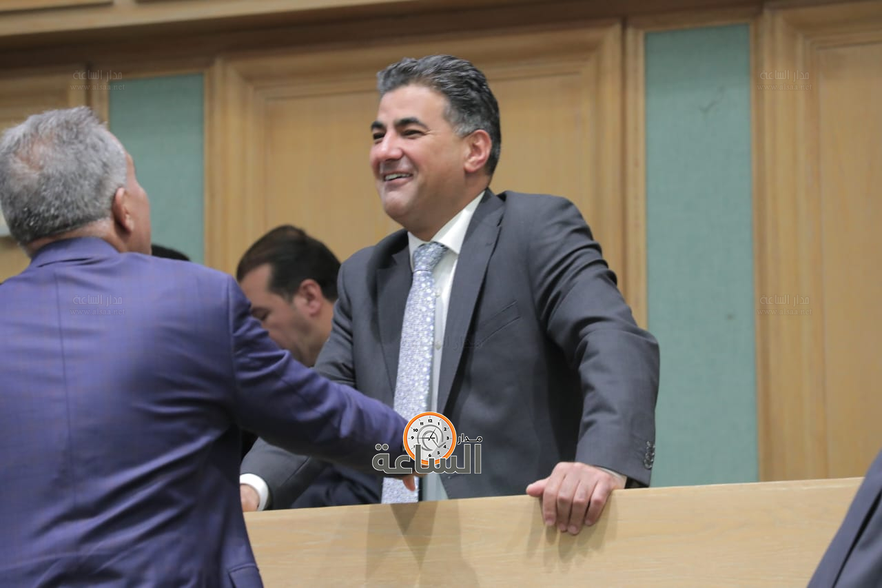 Madar Al-Saa Images 0.24731540983885447