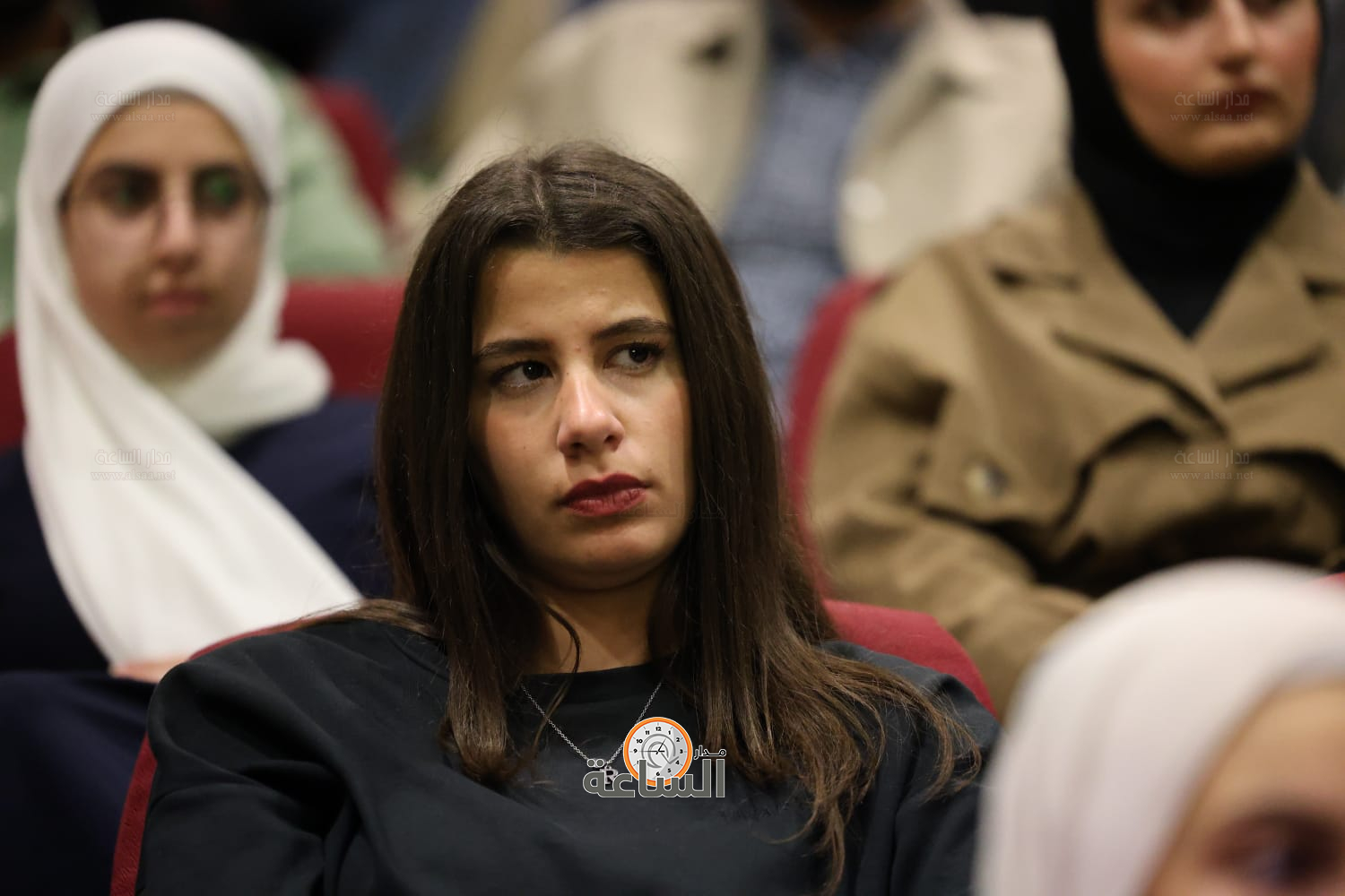 Madar Al-Saa Images 0.5849739875559287