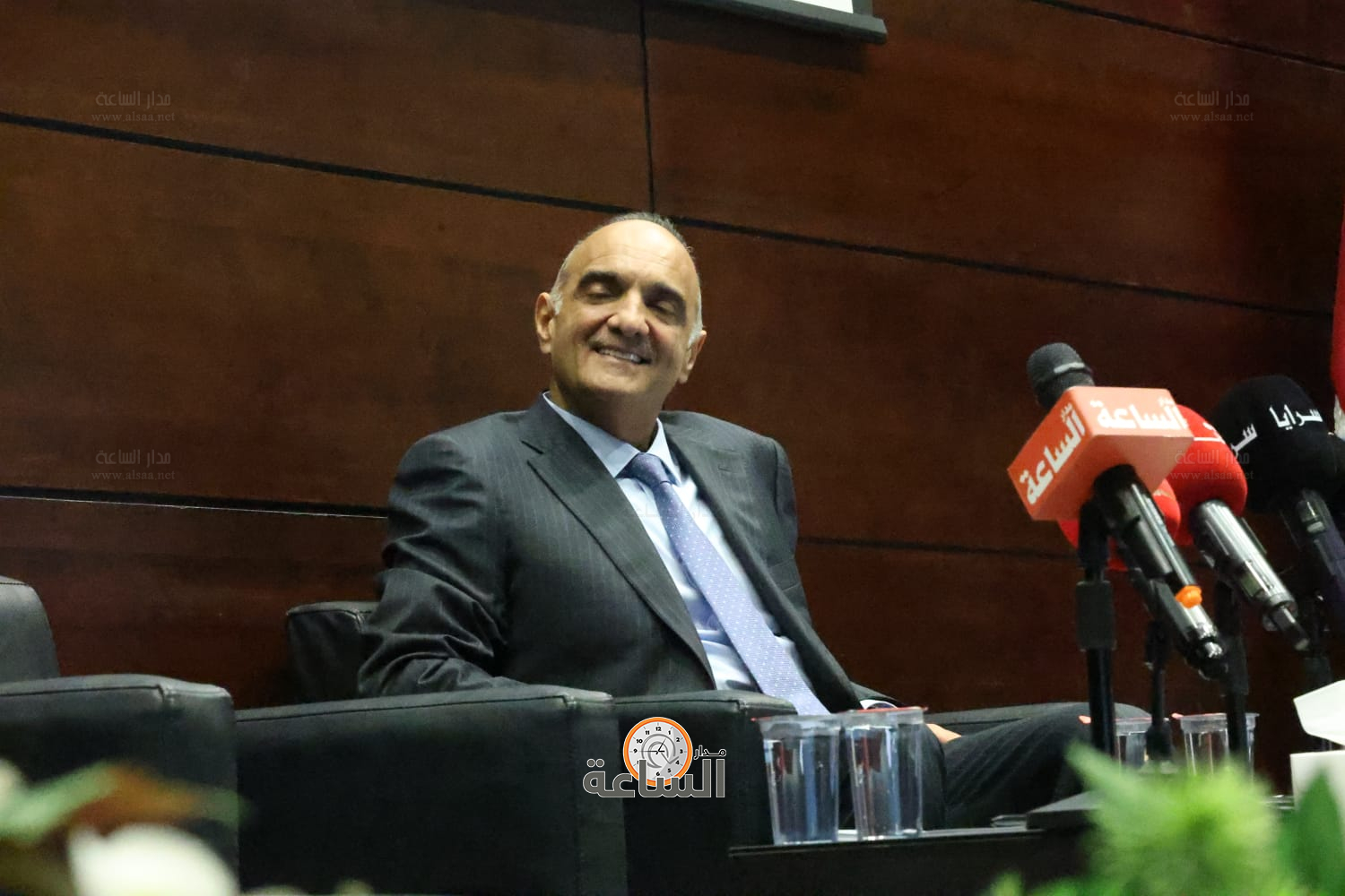 Madar Al-Saa Images 0.4978455273585678