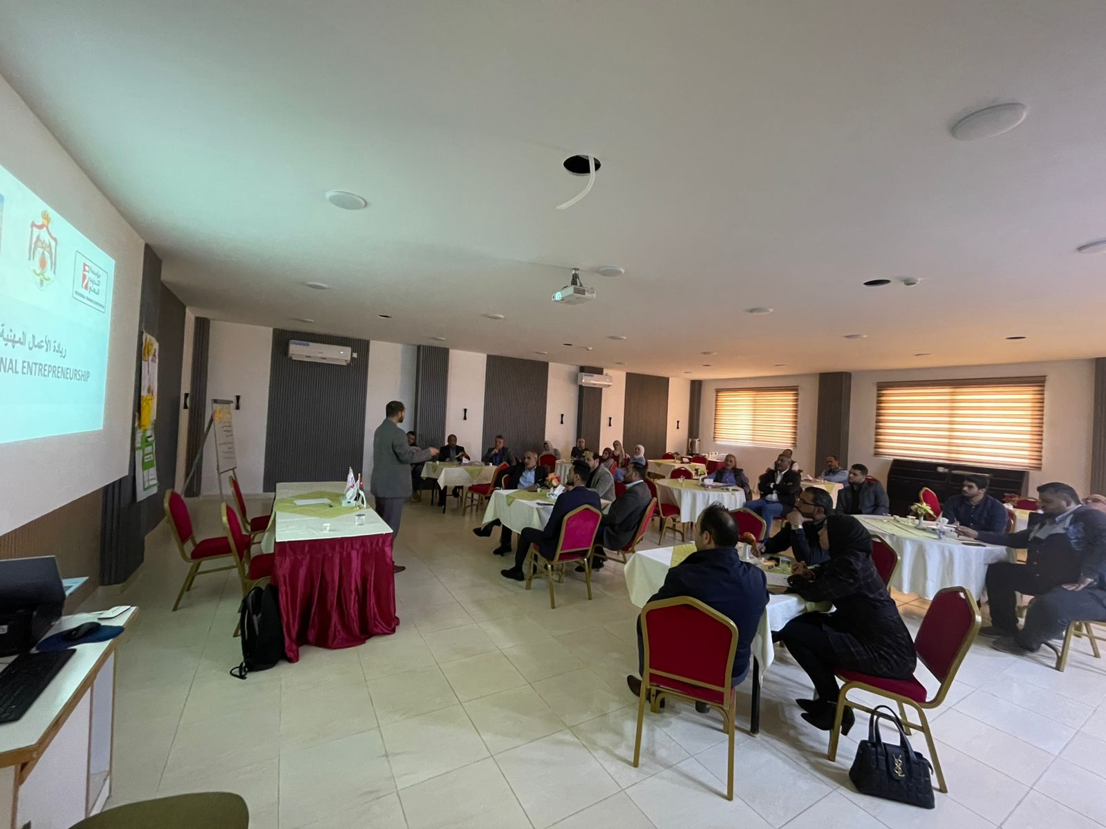 Madar Al-Saa Images 0.12357458682147915