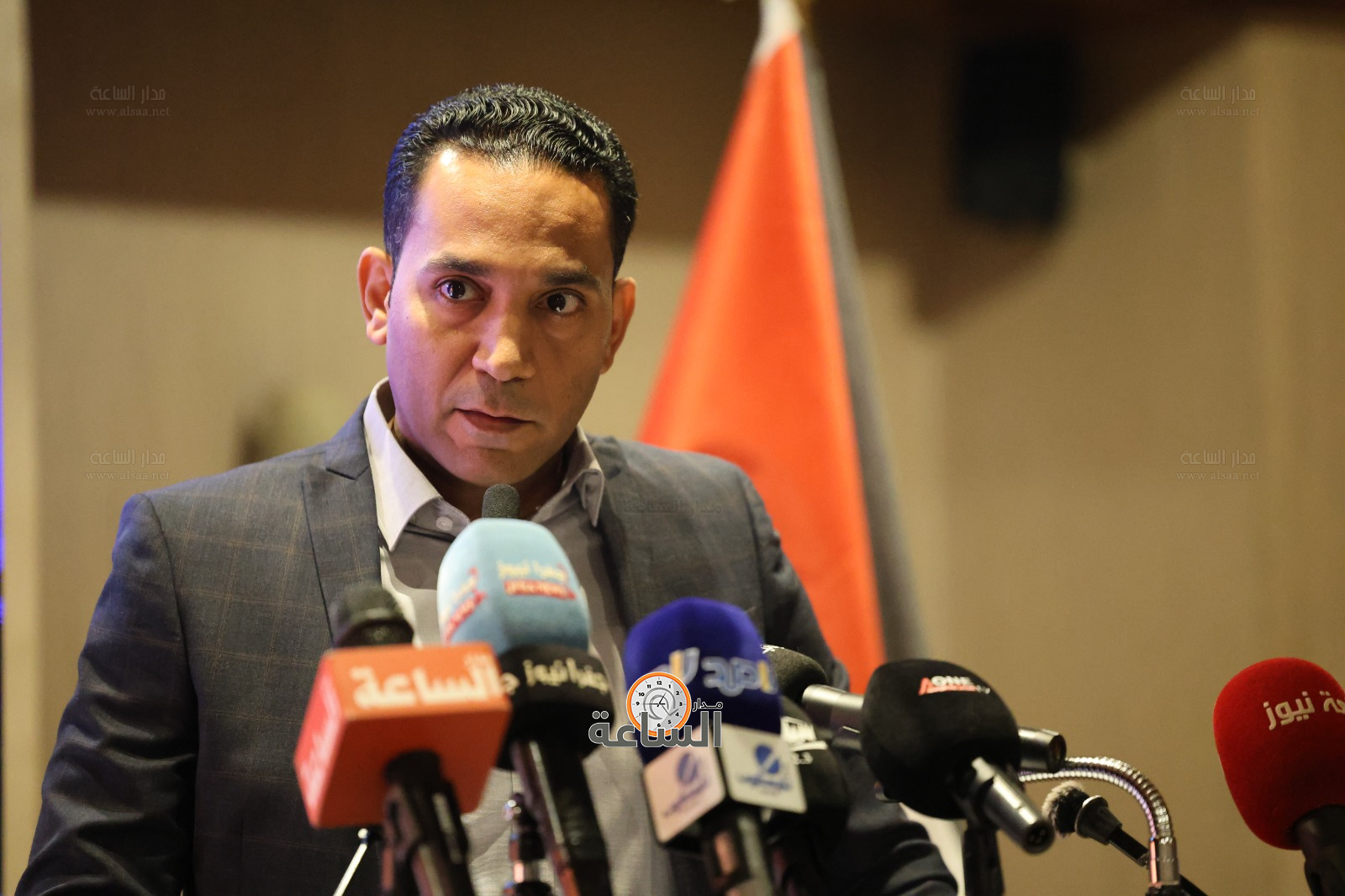 Madar Al-Saa Images 0.05379539586297244