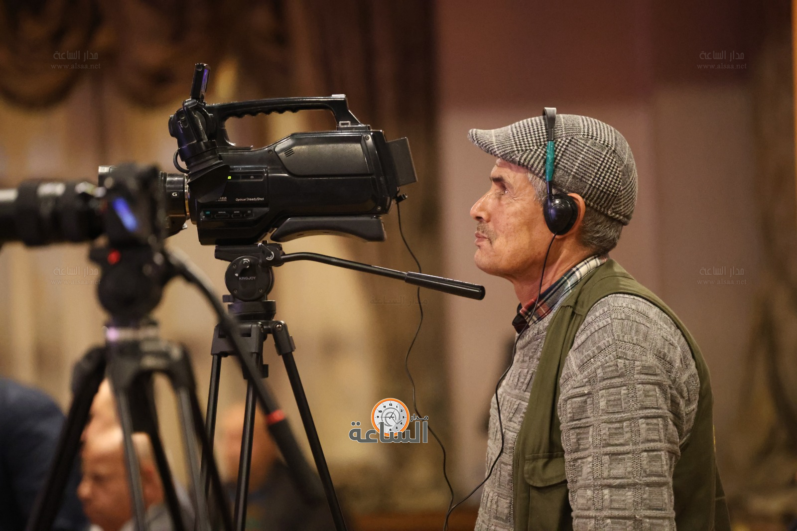 Madar Al-Saa Images 0.004544485088667227